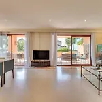Apartment Vacation I Duplex Con Encanto Bahia, 280m2 Duplex Penthouse, Luxury Complex, A Minute From The Beach, 24-7 Security, In Town Marbella