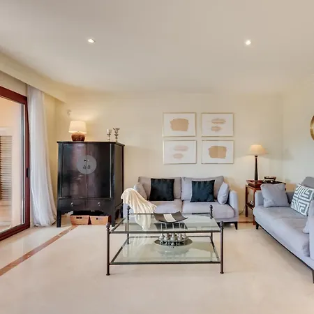 Lejlighed Vacation I Duplex Con Encanto Bahia, 280m2 Duplex Penthouse, Luxury Complex, A Minute From The Beach, 24-7 Security, In Town Marbella