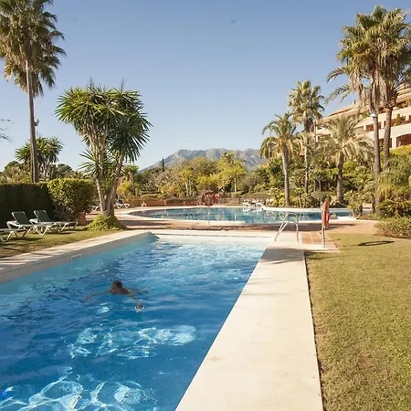 Apartment Vacation Marbella: Beachfront Luxury Duplex Penthouse