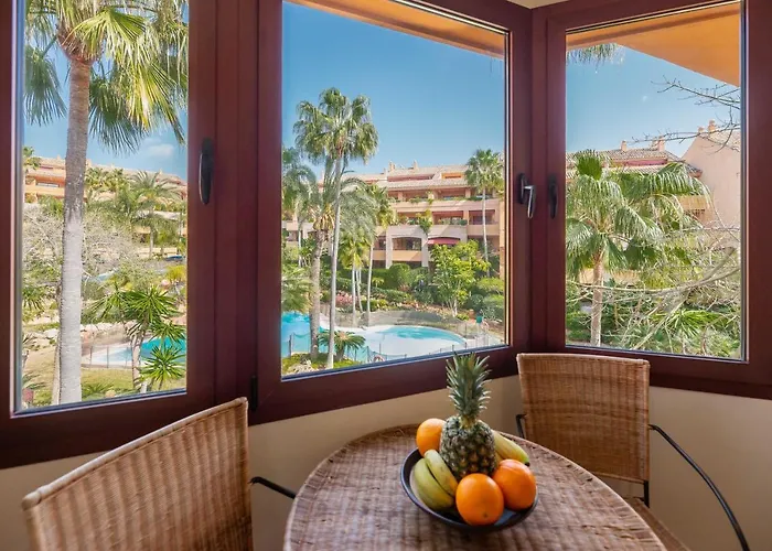 Vacation I Duplex Con Encanto Bahia, 280m2 Duplex Penthouse, Luxury Complex, A Minute From The Beach, 24-7 Security, In Town * Marbella