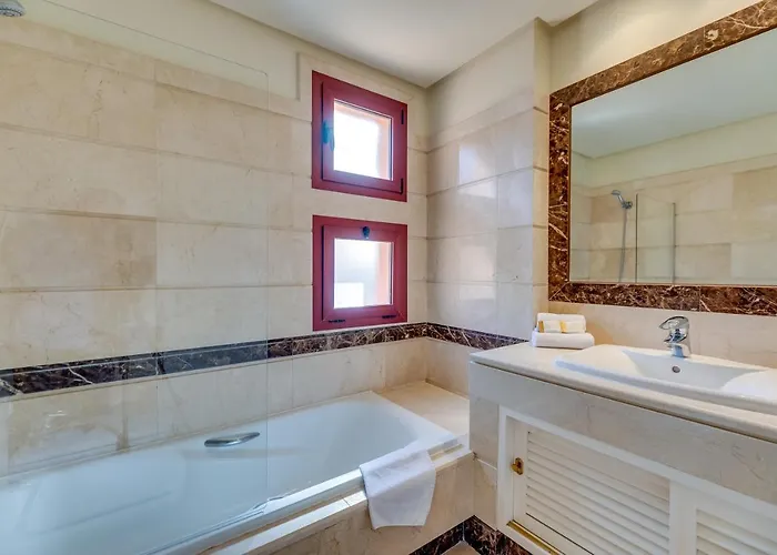 Vacation I Duplex Con Encanto Bahia, 280m2 Duplex Penthouse, Luxury Complex, A Minute From The Beach, 24-7 Security, In Town * マルベーリャ
